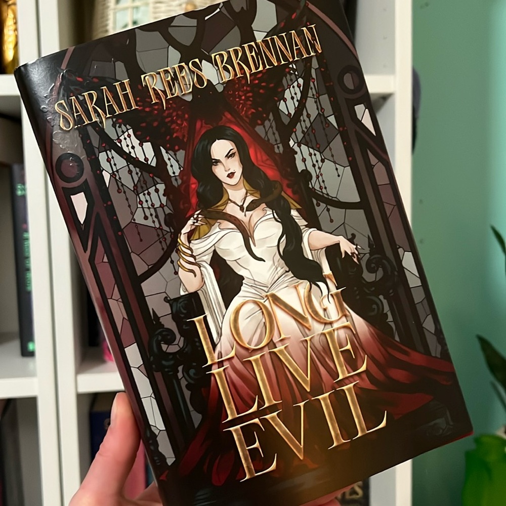 Long Live Evil by Sarah Rees Brennan Fairyloot Exclusive